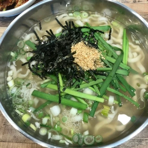 고운동 칼�국수 맛집 썸네일