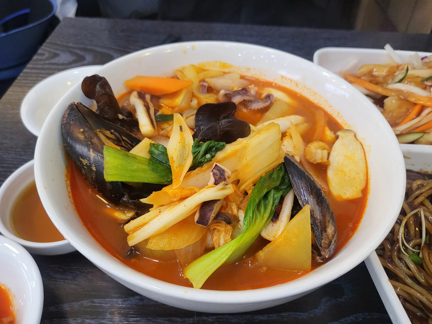 천천동 자금성! 썸네일