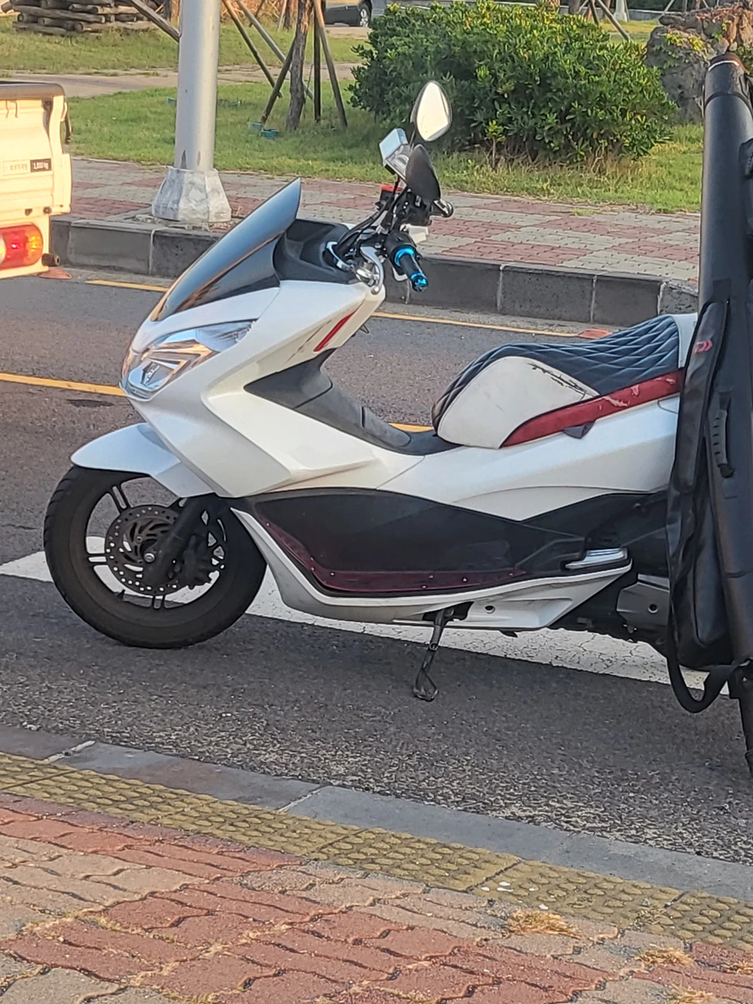 낚시 왔다가 오토바이 방전.. 썸네일