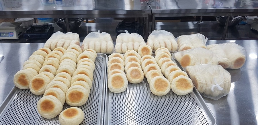 잉글리시 머핀 섭취방법 썸네일