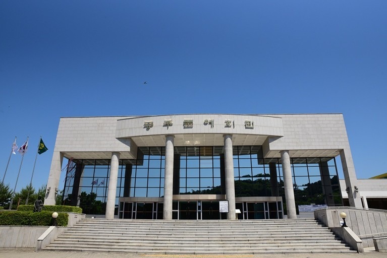 공주문예회관 공연 관람 썸네일