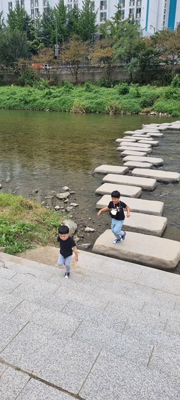 개천 냅다 달리기 썸네일