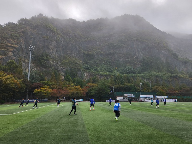 용남 고등학교 옆에서 풋살 무료