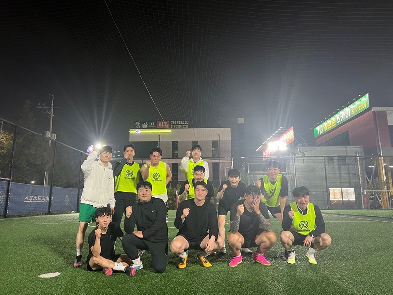 20 30 풋린이 풋살 모임 [청춘낭만FC] 썸네일