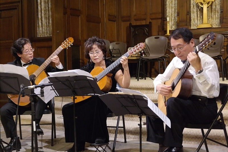 Flute  연주자 동우 썸네일