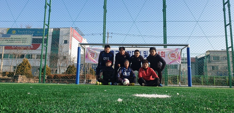 오정중학교  40대-70대 축구 모임합니다. 썸네일