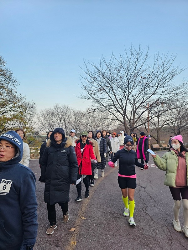 낮시간 한강변 함께 걸어요. 썸네일