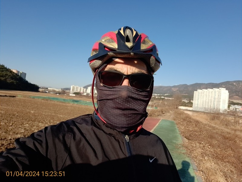자전거 라이딩 썸네일