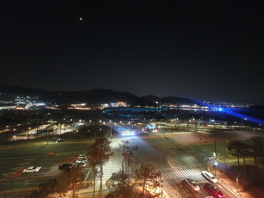 백운호수의 야경 썸네일