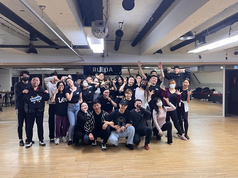 3040 라틴댄스 살사/바차타 배우기 썸네일