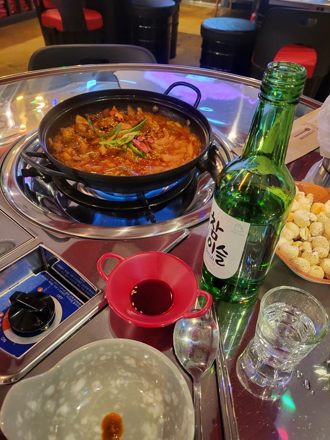 일마치고 비오는날 혼술 ! 좋네요 썸네일