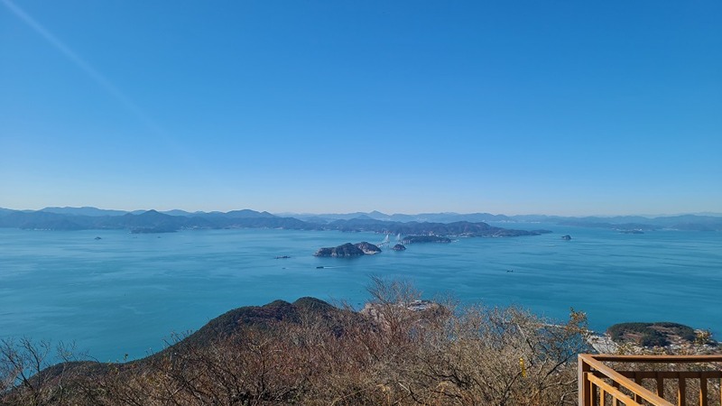트산친 썸네일