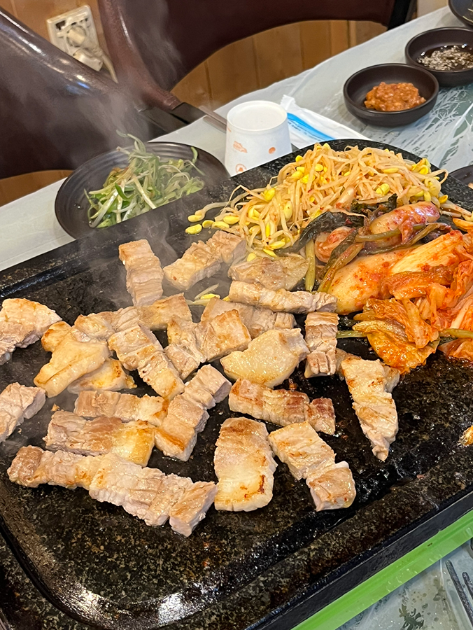 문덕 김치돌겹살  ��썸네일