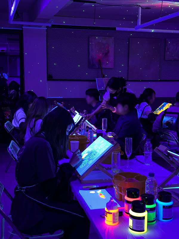 [아트모드:디자이브] 네온드로잉파티🎨🎉 썸네일