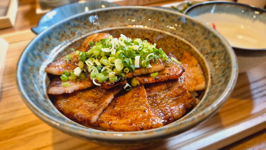 노가 숯불덮밥 🍚ㅊㅊ 썸네일