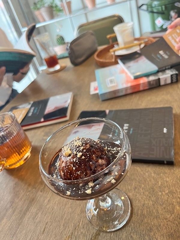 동네책방 썸네일
