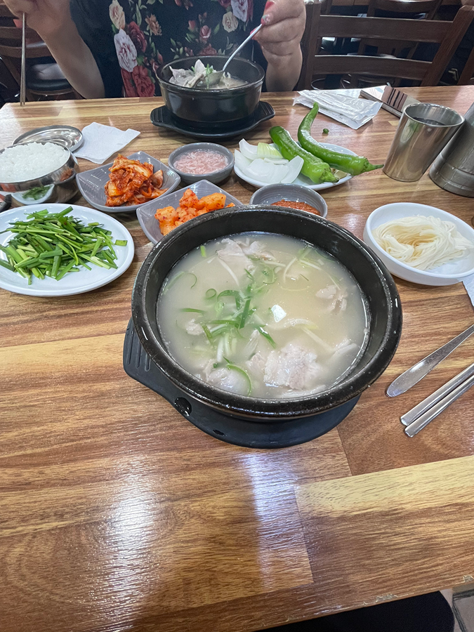 수영돼지국밥 썸네일