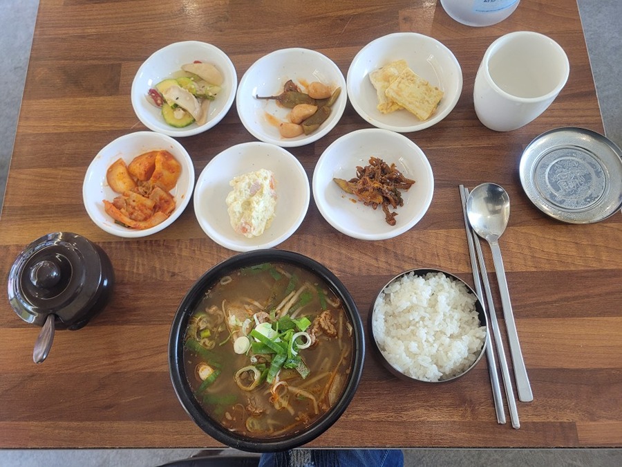 팔도시장근처 조조원에서 썸네일