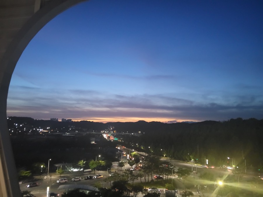 야구장에서본 저녁풍경 썸네일