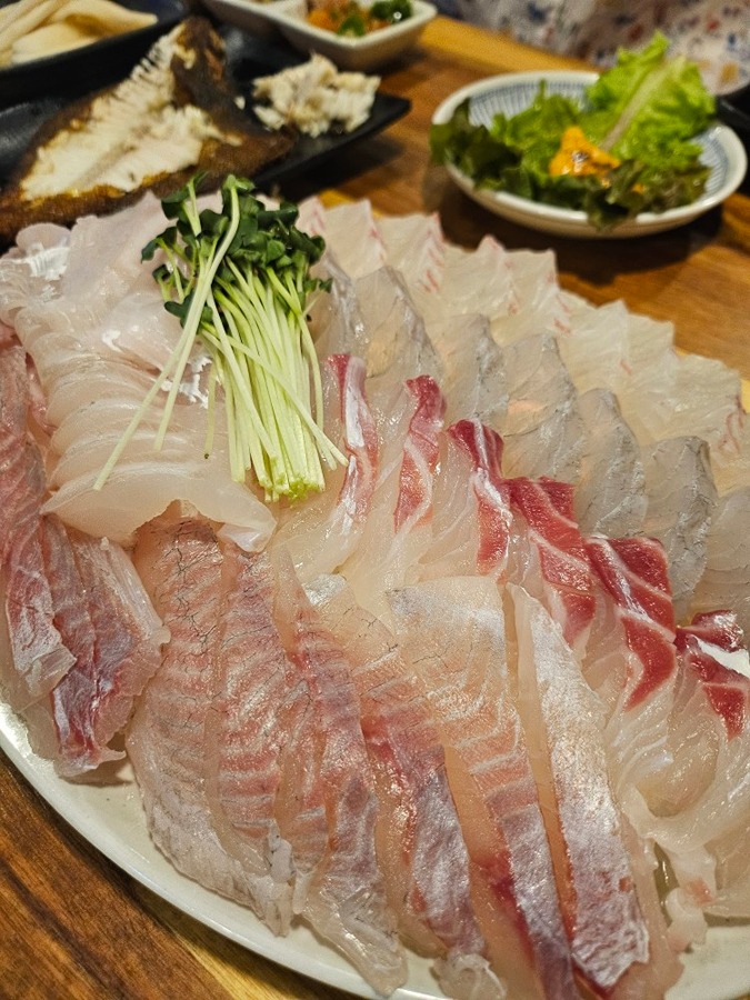 동네횟집 썸네일