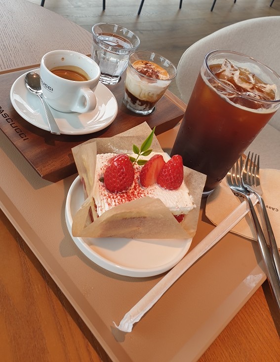 🌈🌠나 잡아봐라.4050 맛집&수다🌈 썸네일